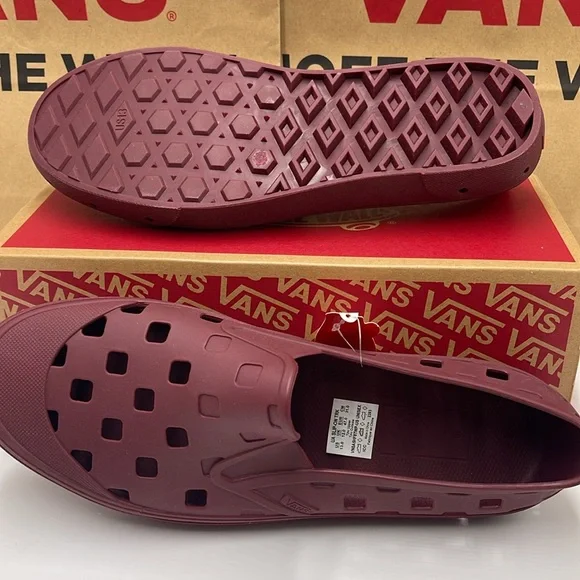 Vans Men’s Slip-On Trk Tawny Port 
VN0A5HF8TWP
Sneakers - Picture 3 of 16